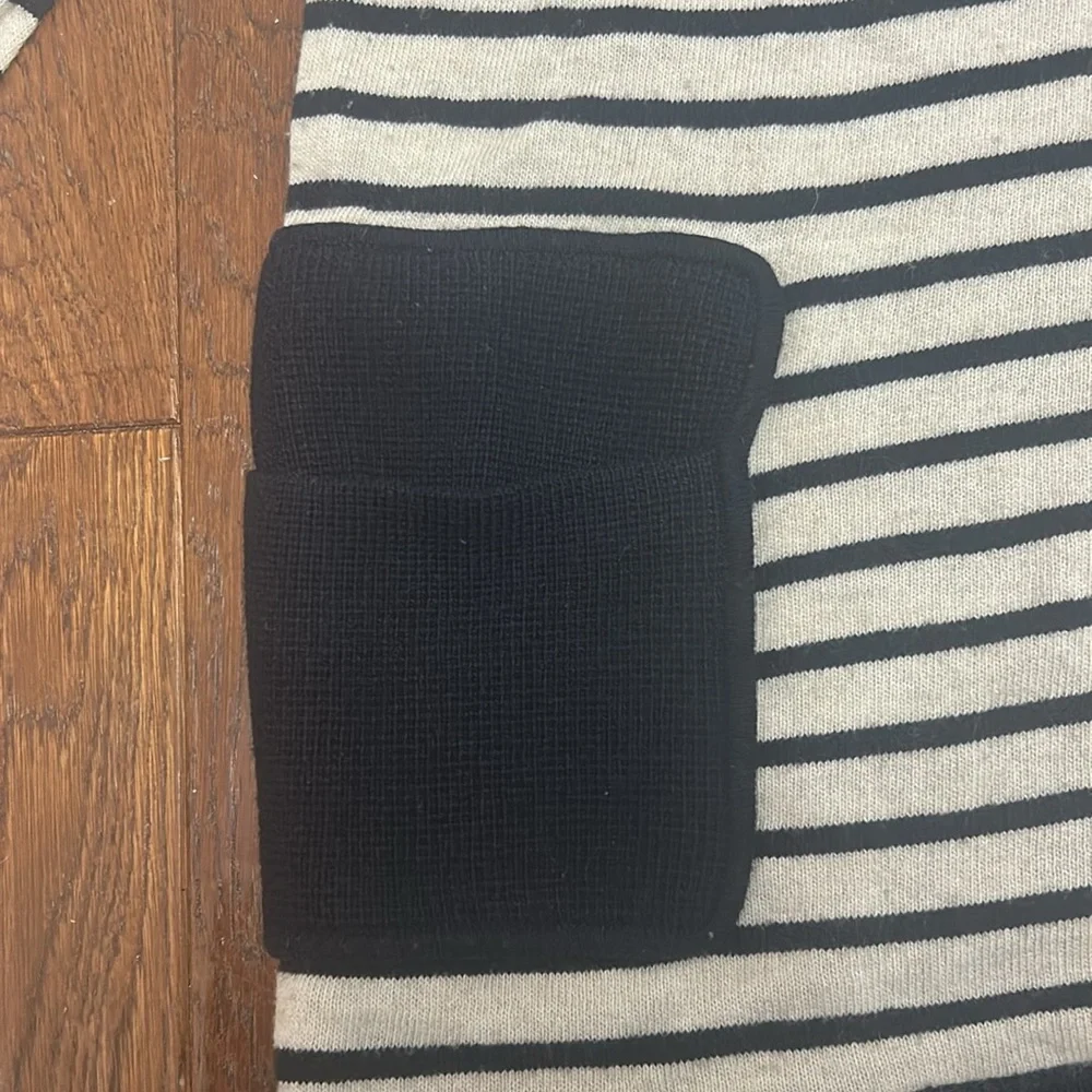 Tory Burch Navy and White Striped Sweater size XL - Picture 3 of 5